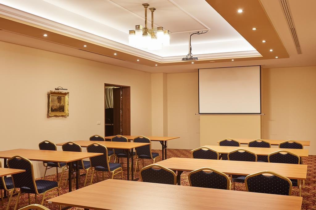 Palac Runowo Runowo Krajeńskie Exterior foto